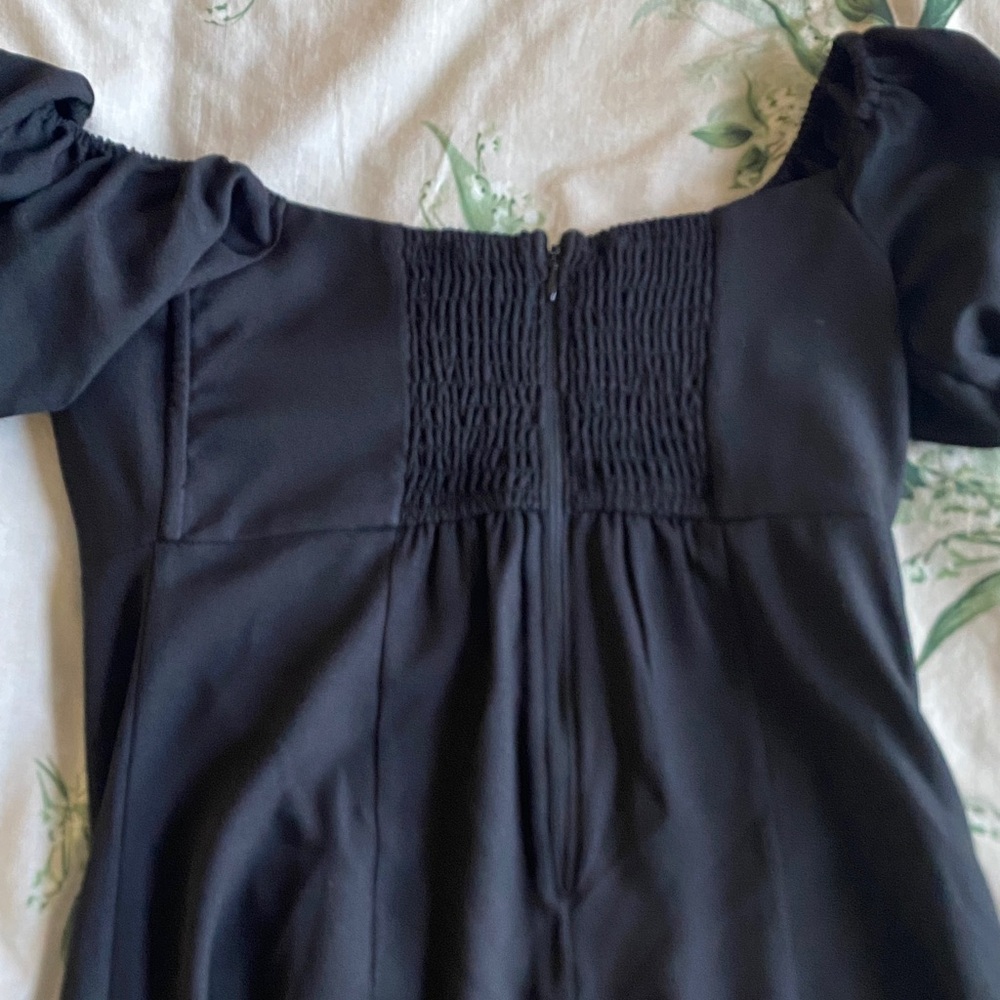 Abercrombie & Fitch Black Off-Shoulder Mini Dress - Picture 5 of 6